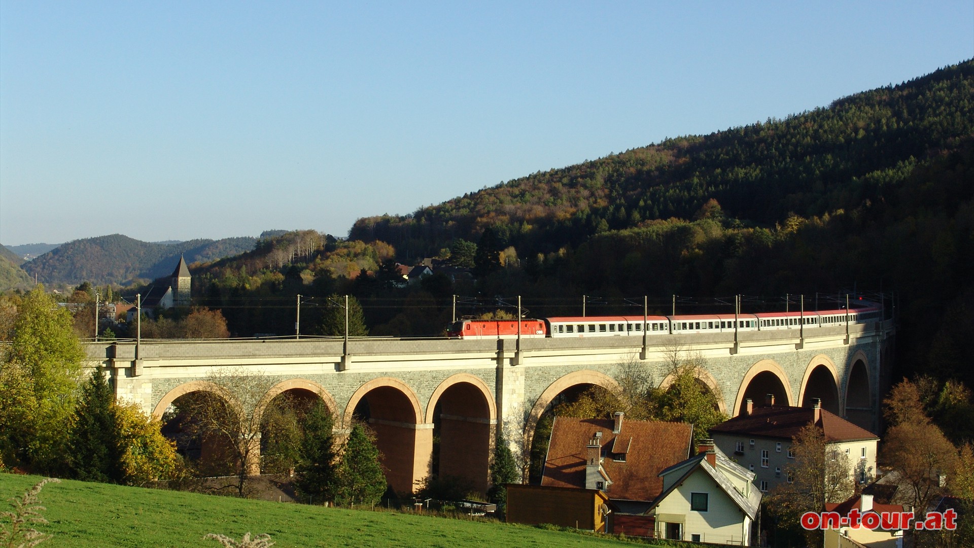 Der Viadukt ber die Schwarza in Payerbach.
