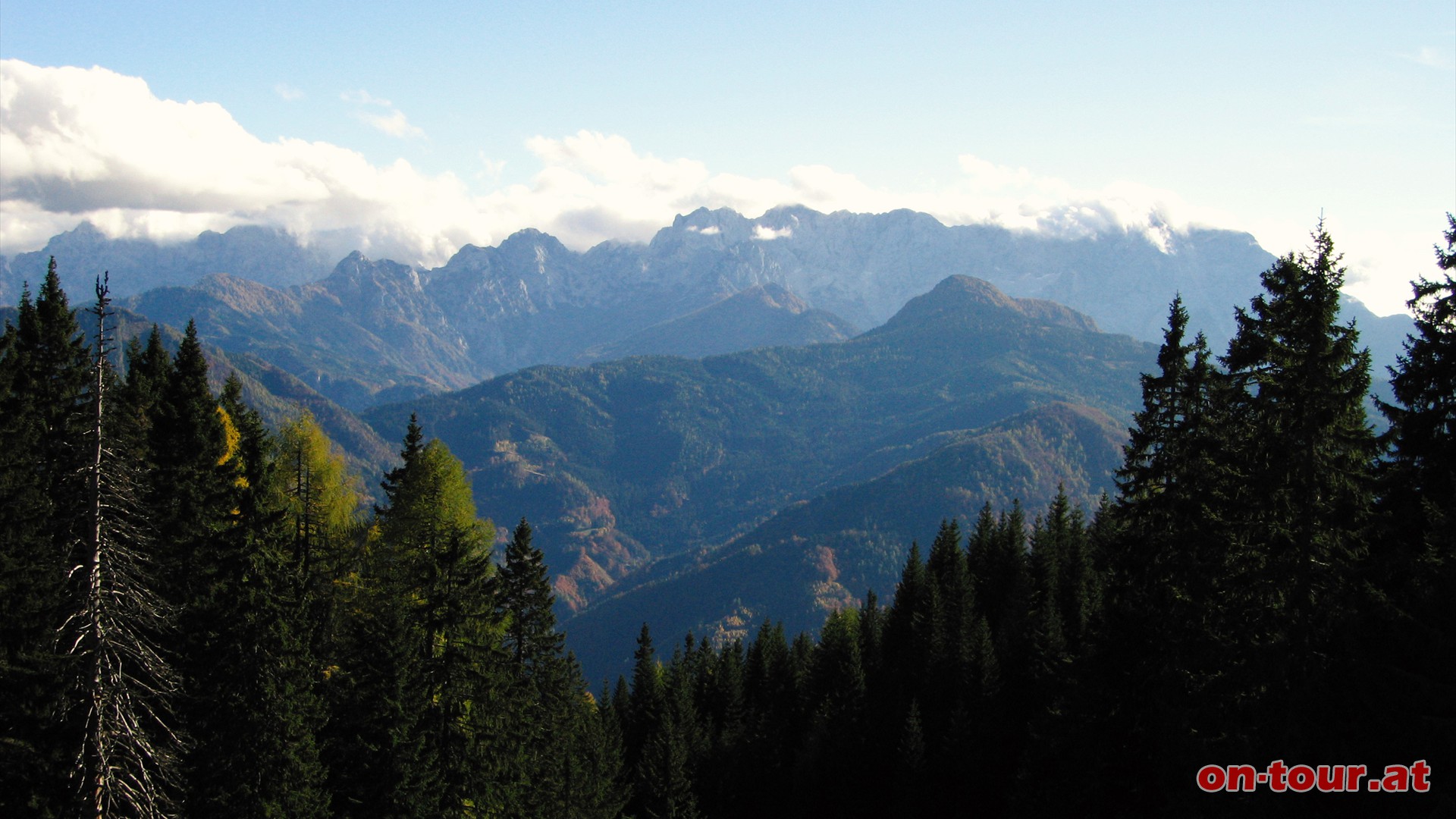 Schne Einblicke in die Steiner Alpen beim Abstieg.