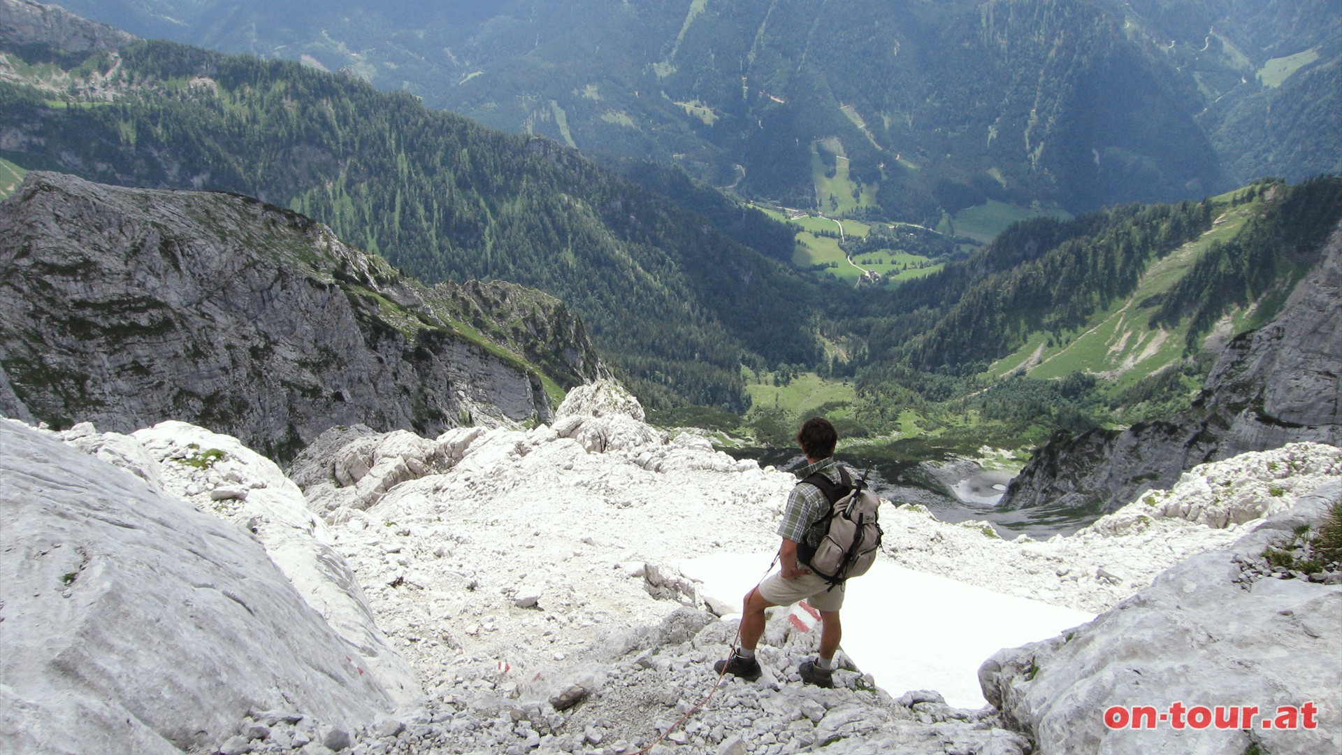 Abstieg nach Johnsbach ber den Schneelochweg.