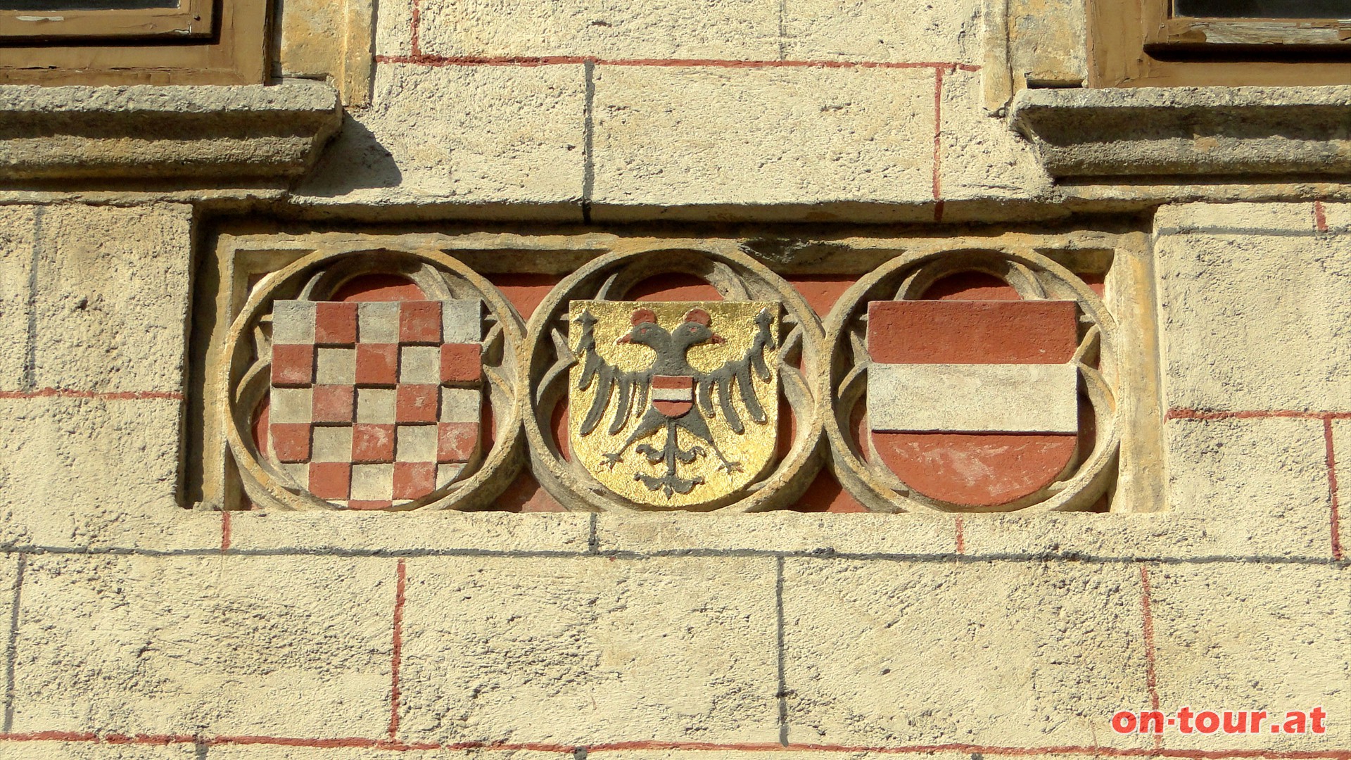 ... und das Wappen des Herzogs Przemysl von Troppau, Domdechant von St. Stefan in Wien.