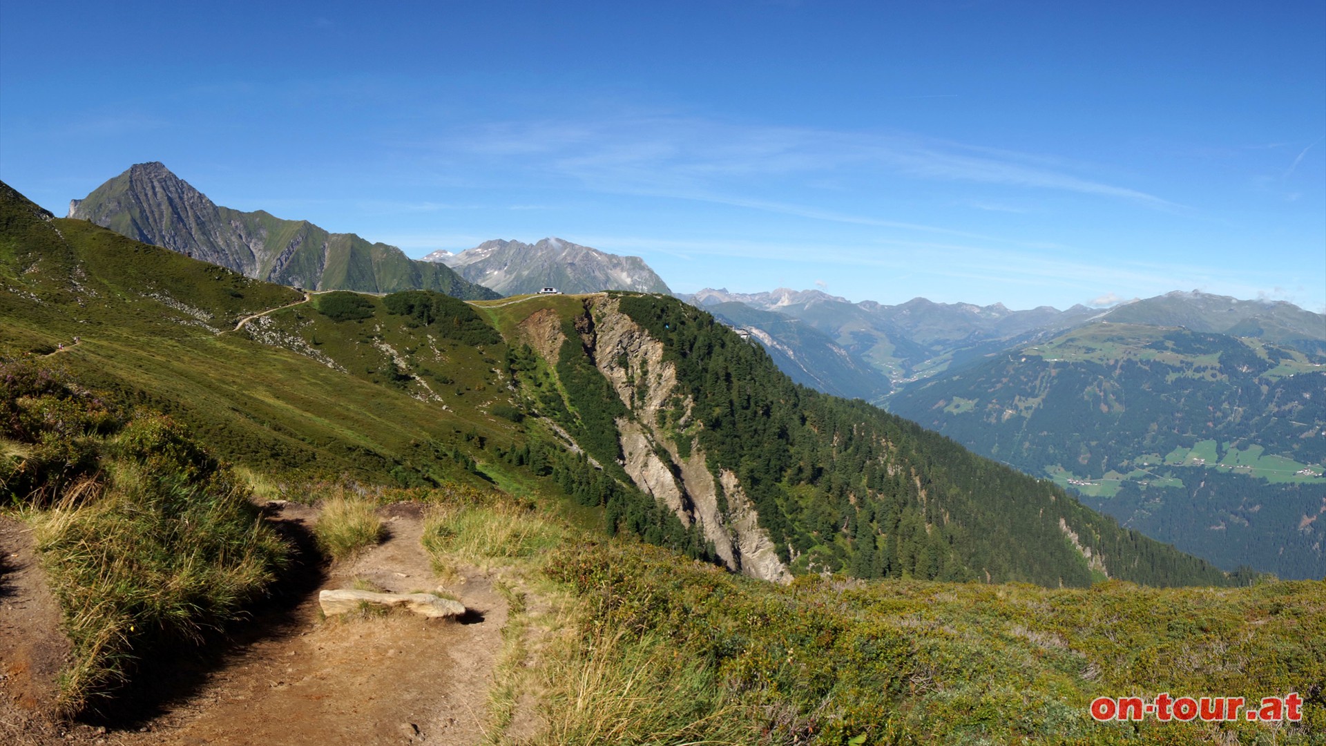 Rckblick zur Bergstation und zum Filzenkar.