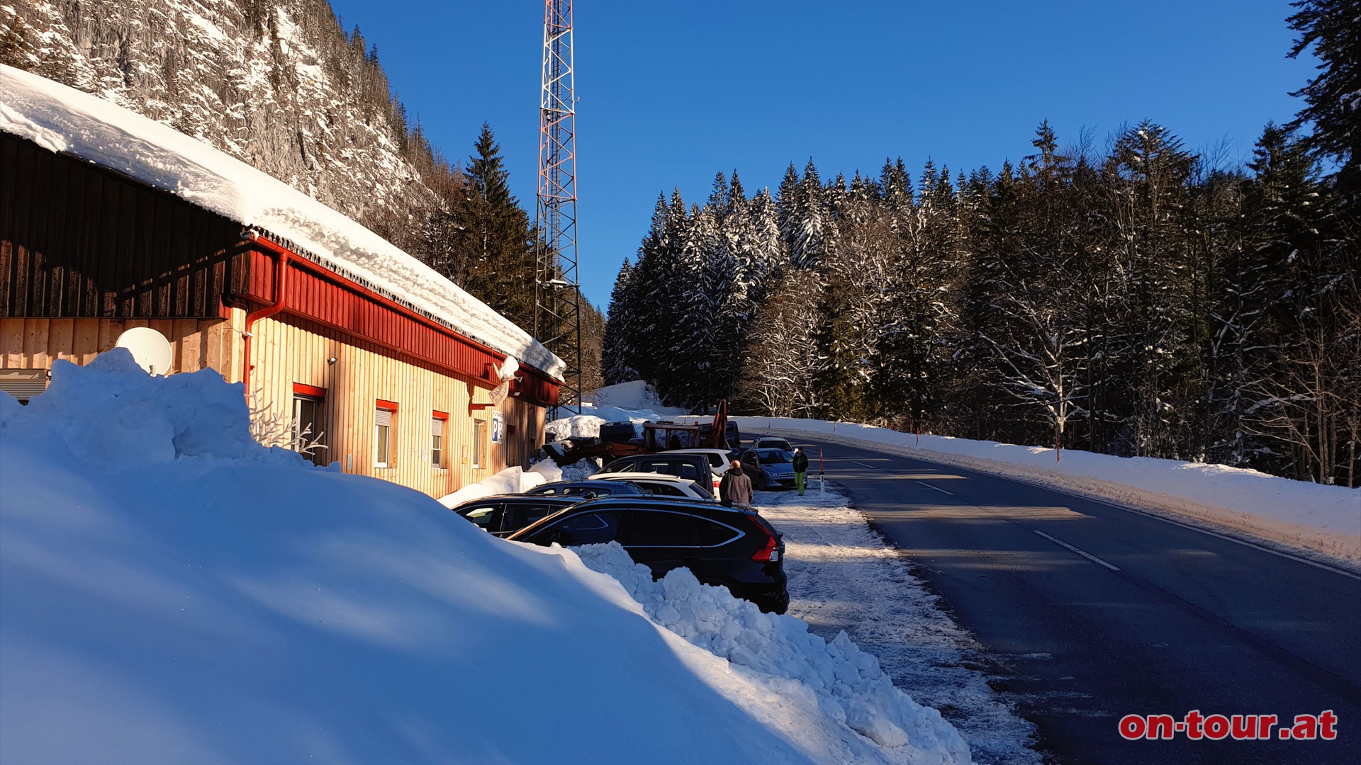 Start; gebhrenpflichtiger Parkplatz unterhalb vom Phyrnpass.