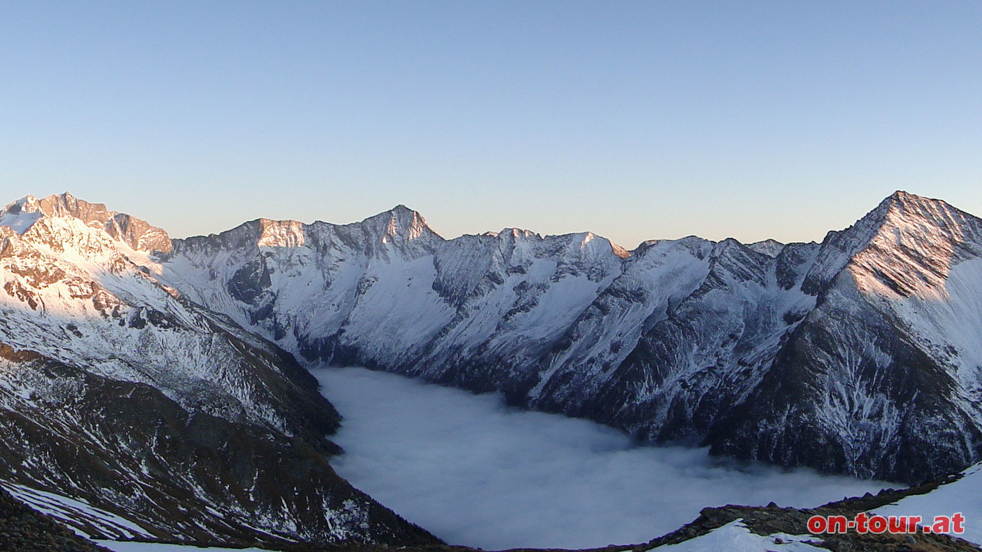 Alpenglhen rund ums Seebachtal. Im Herbst kann hier schon Schnee liegen.