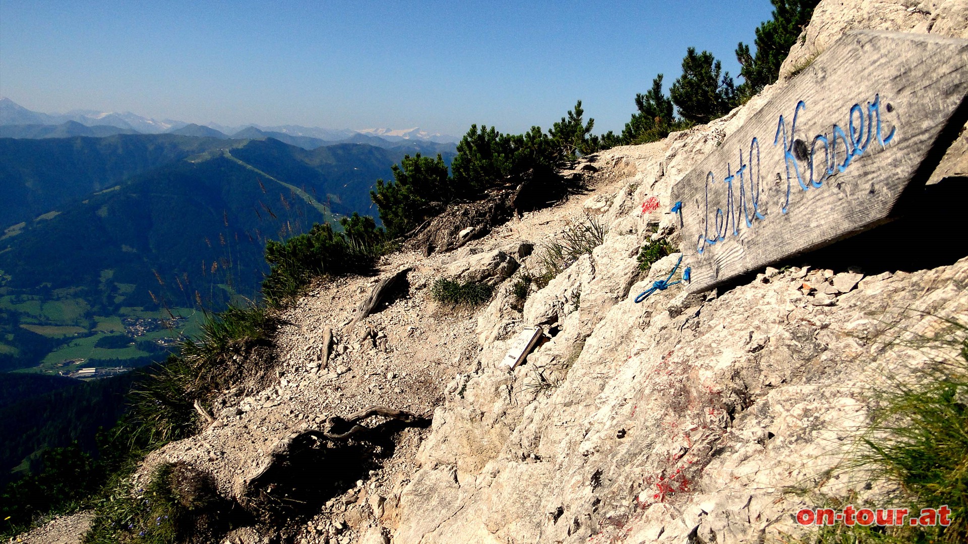 Beim Lettl Kaser Abzweig links weiter (Passauer Htte).