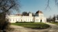 Am Schttkasten vorbei, dann rechts durch den frstlich Reussschen Schlosspark zum Schloss Ernstbrunn. Danach zurck zum Schttkasten, oder......