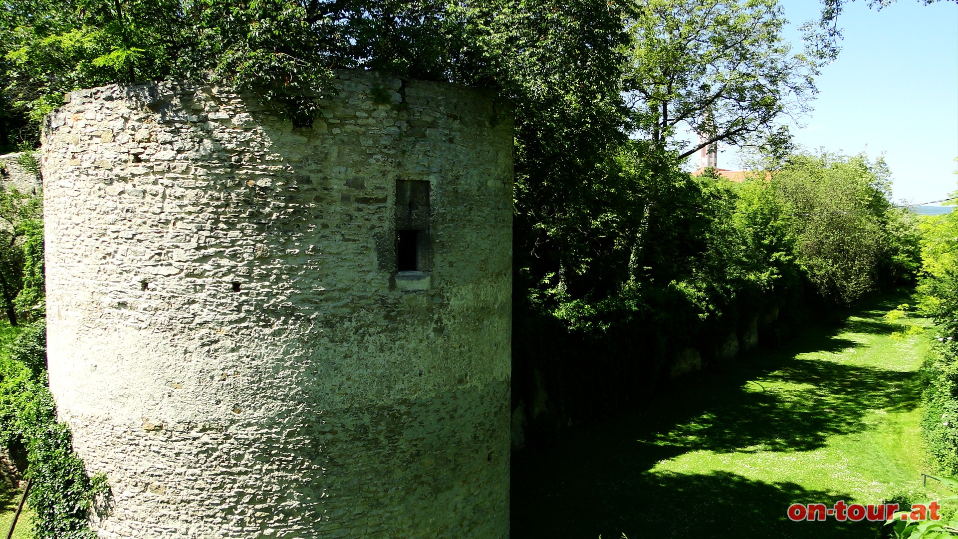 Der Holturm oder Schwedenturm ist der sdstlichste Teil der Wehranlage.