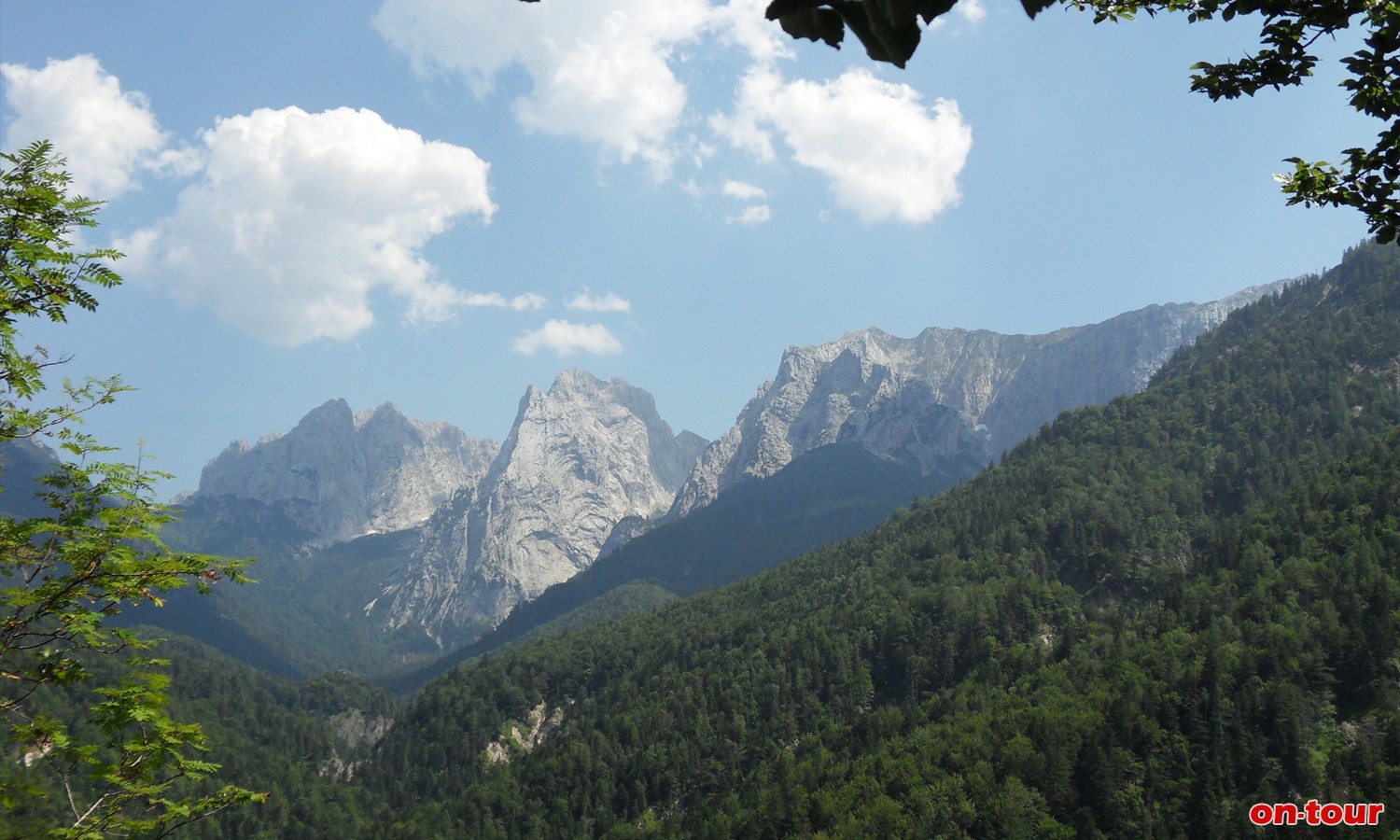 Im Kaisertal gibt es Einkehrm�glichkeiten und erste Einblicke zum Wilden Kaiser.