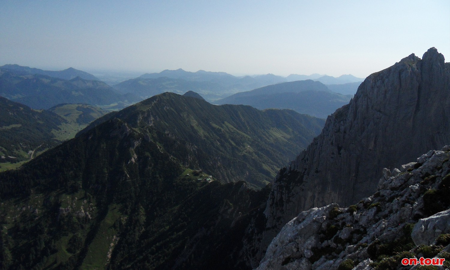 Stripsenkopf und Stripsenjochhaus im Nordosten.