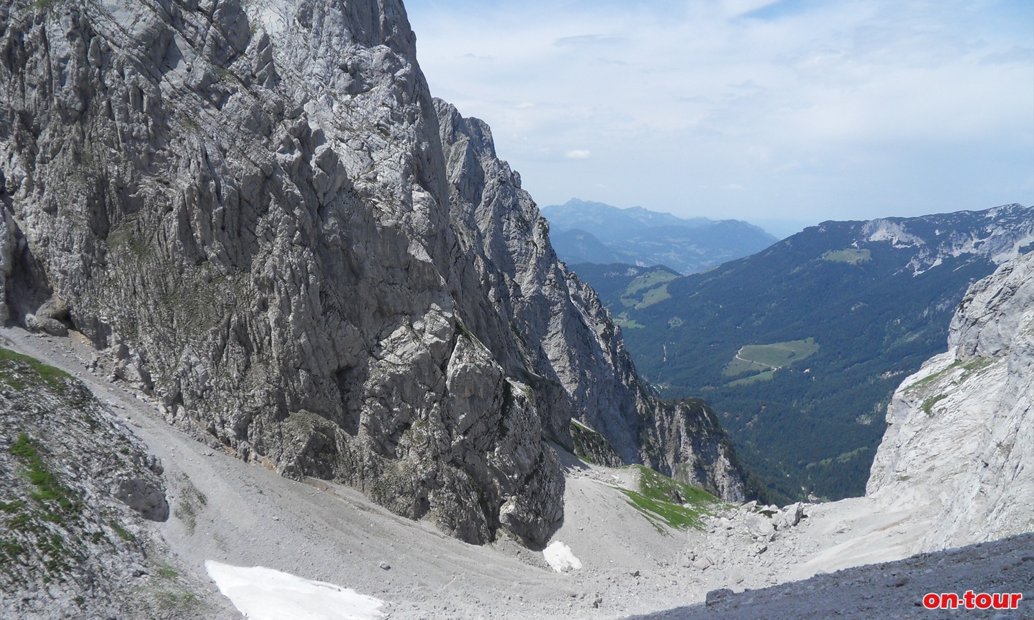 Abstieg �ber den Scharlinger Boden.