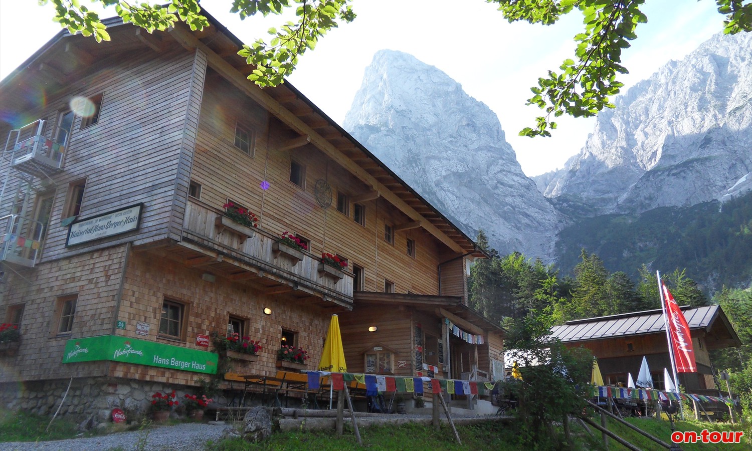 Hans-Berger-Haus; Gehzeit: 2 1/2 Stunden.