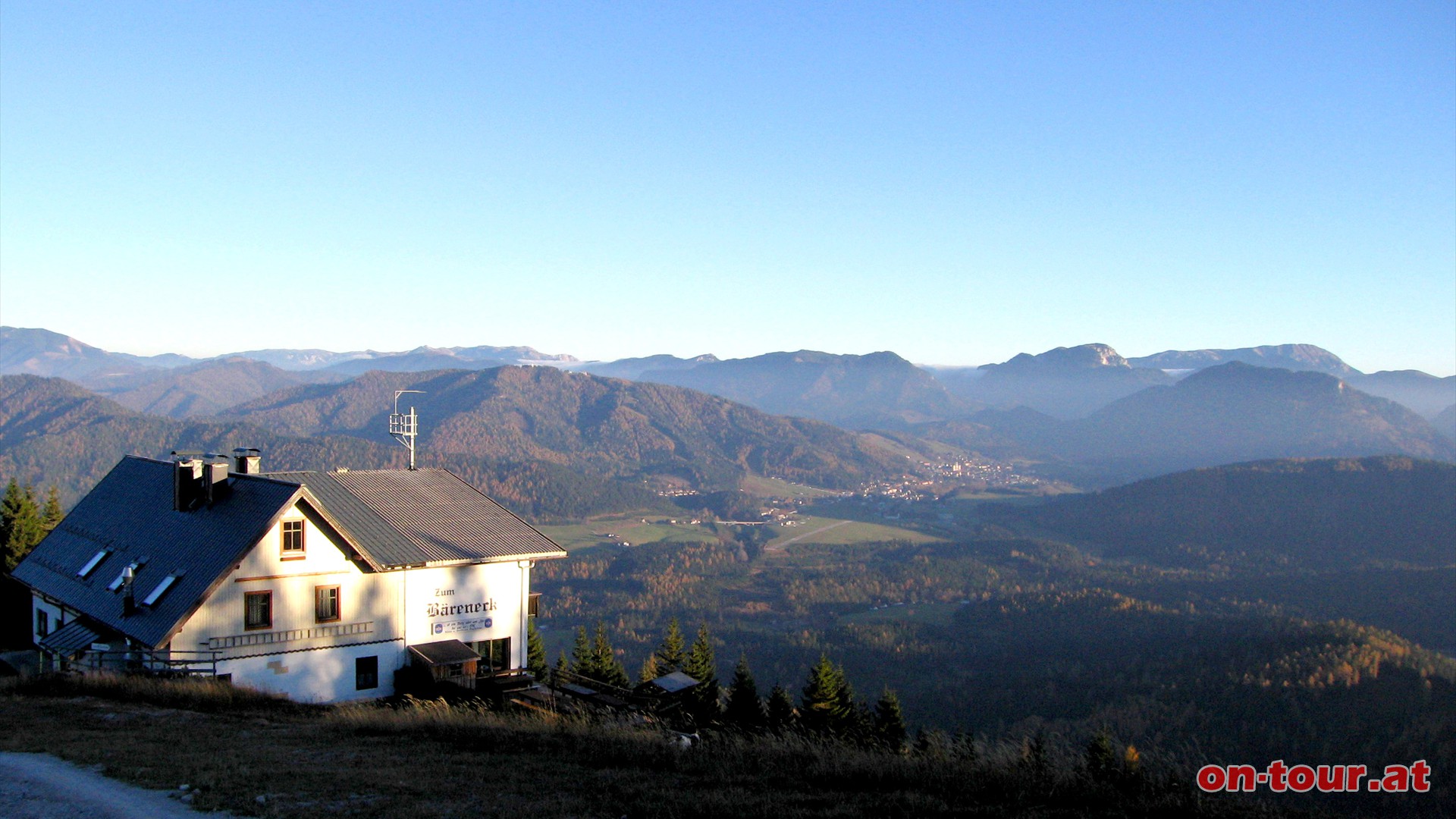 Meist entlang der Lifttrasse und beim Gasthaus -Zum Breneck- vorbei.