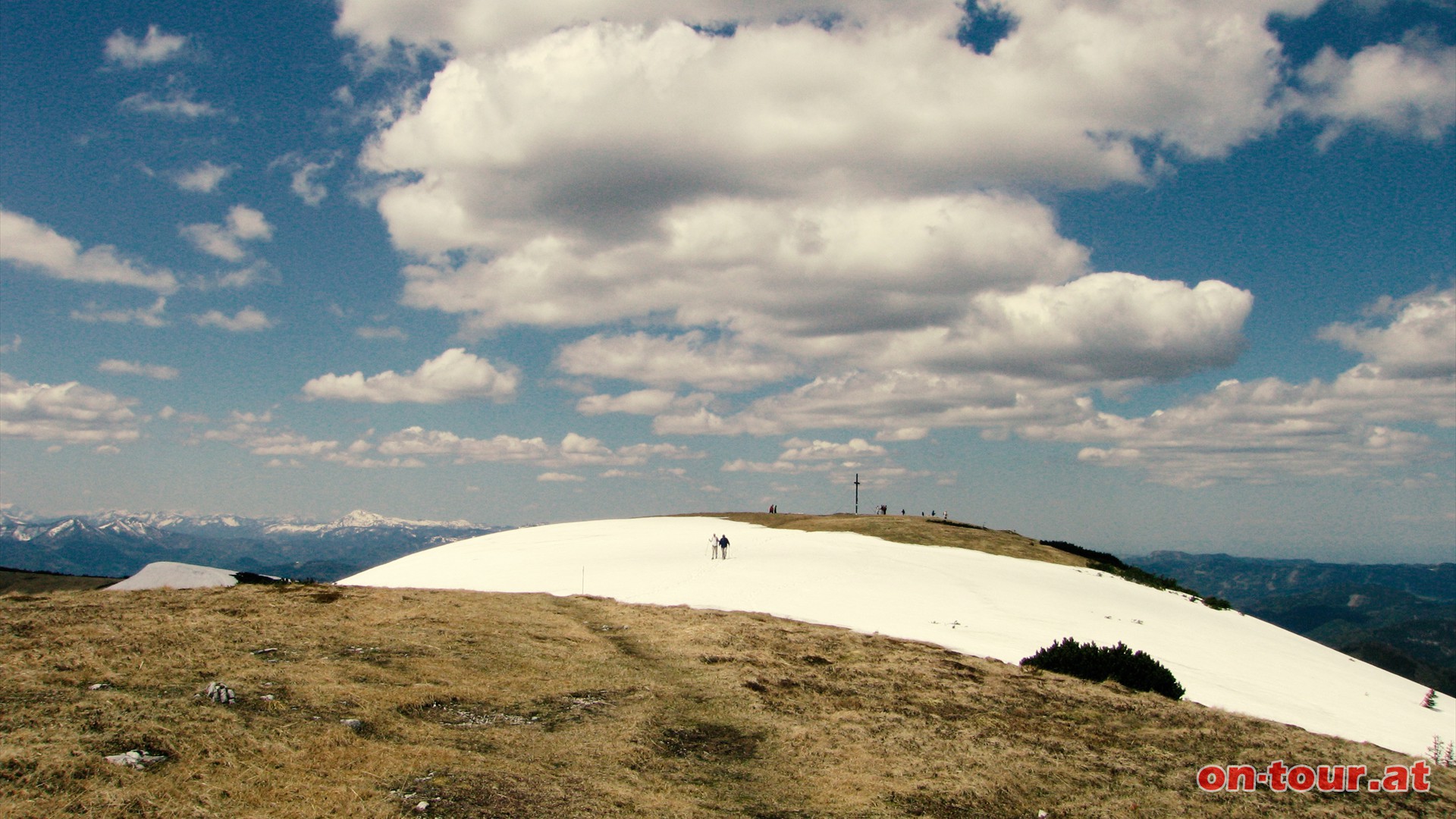 Das Gipfelplateau am Göller ist ein idealer Rastplatz.