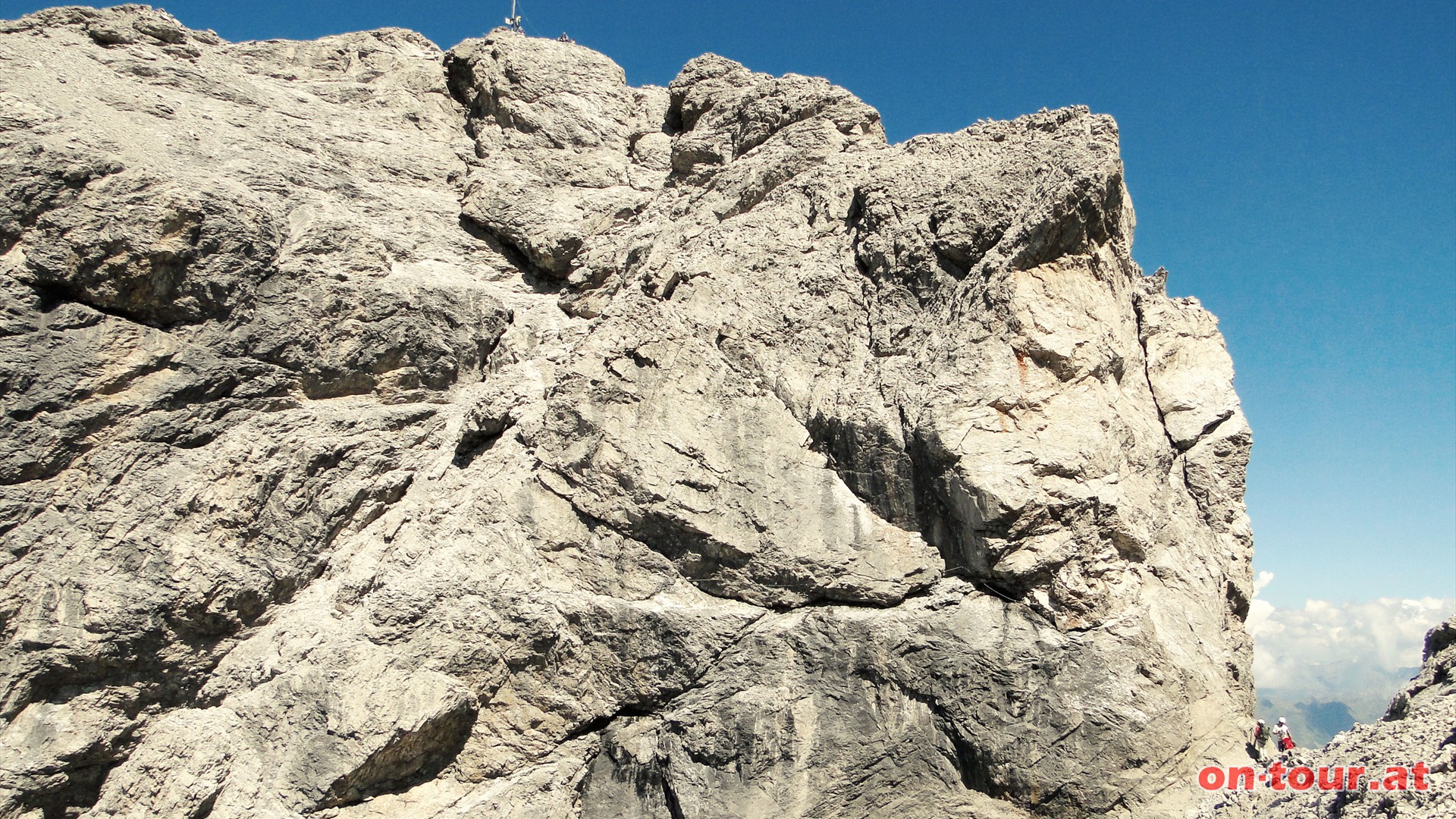 Das senkrechte Teilstck der Gr. Sandspitze Sdflanke ist erreicht. 