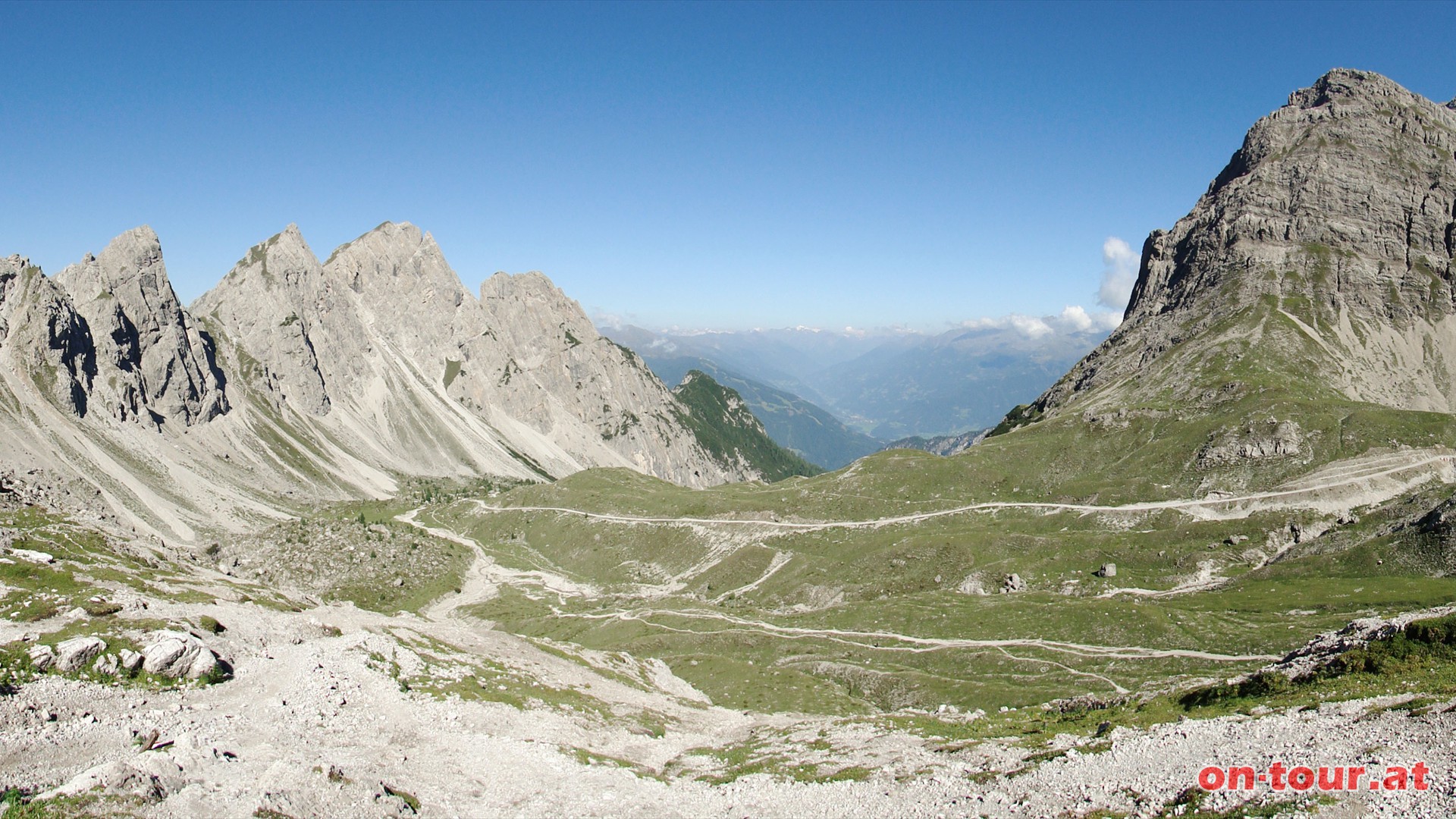 Zeit fr Ausblicke; Richtung NW hinunter bis Iseltal und Venedigergruppe.