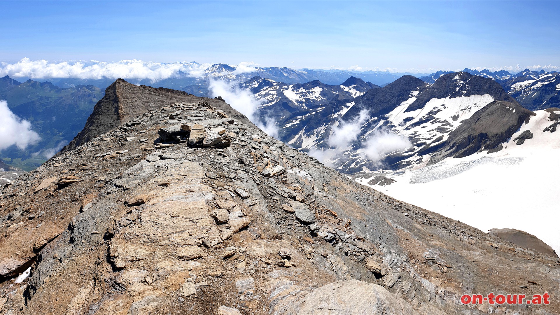 Groer Brenkopf; SO-Panorama mit Hoher Dock.