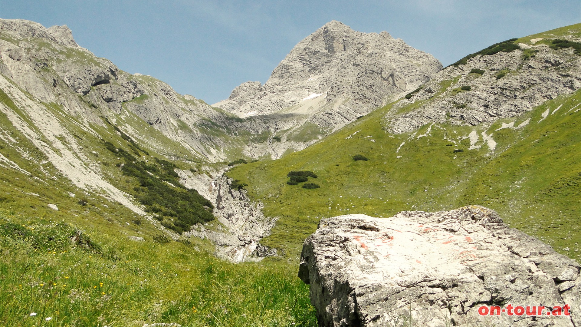 Noch ein letzter Rckblick zum eindrucksvollen Groen Krottenkopf.