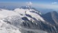 In nordöstlicher Richtung liegt das Gr. Wiesbachhorn und unten ist ein Teil der langgestreckten, gewaltigen Pasterze - Österreichs größtem Gletscher - zu sehen.