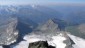 Sdlich vom Glockner erhebt sich im Hintergrund die Schobergruppe, in der Mitte liegt das Kdnitztal und im Vordergrund das Kdnitzkees.