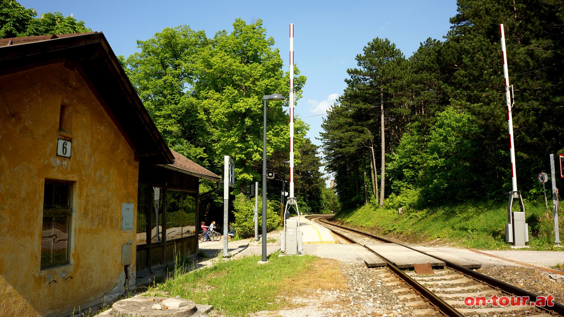 Bahnstation St. Veit. Hier kann der Rckweg nach Berndorf mit der Bahn erfolgen.