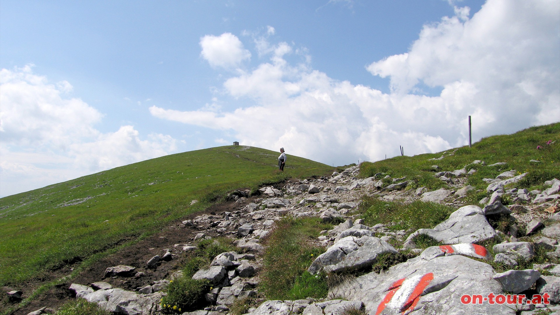 Aufstieg auf die Heukuppe.