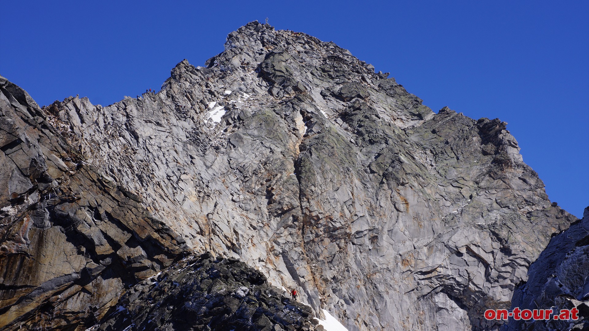 Hochalmspitze mit Detmolder Grat (links).