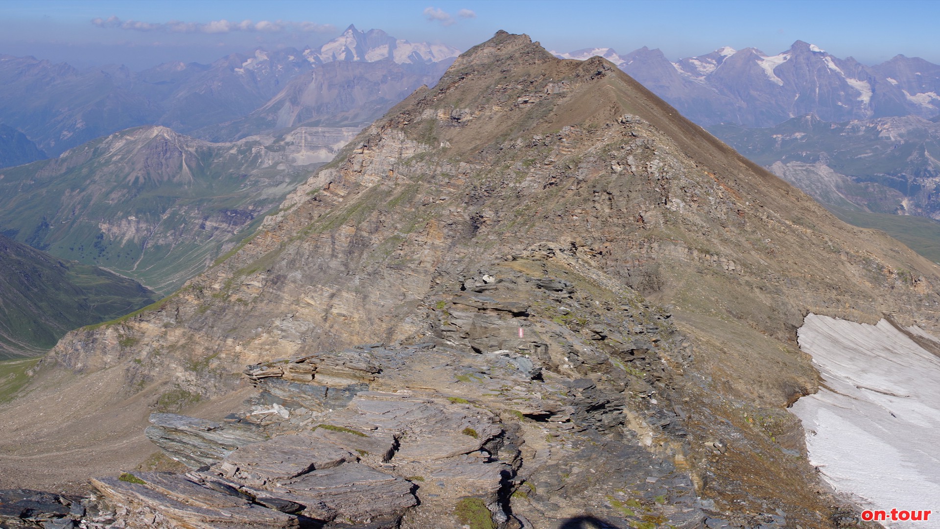 Arlthhe; 3.084 m. Rckblick zum Krummelkeeskopf.