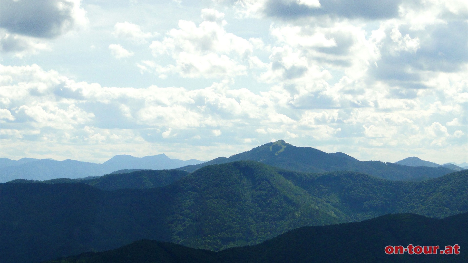 Der Unterberg im Sdwesten. Davor das Kieneck.