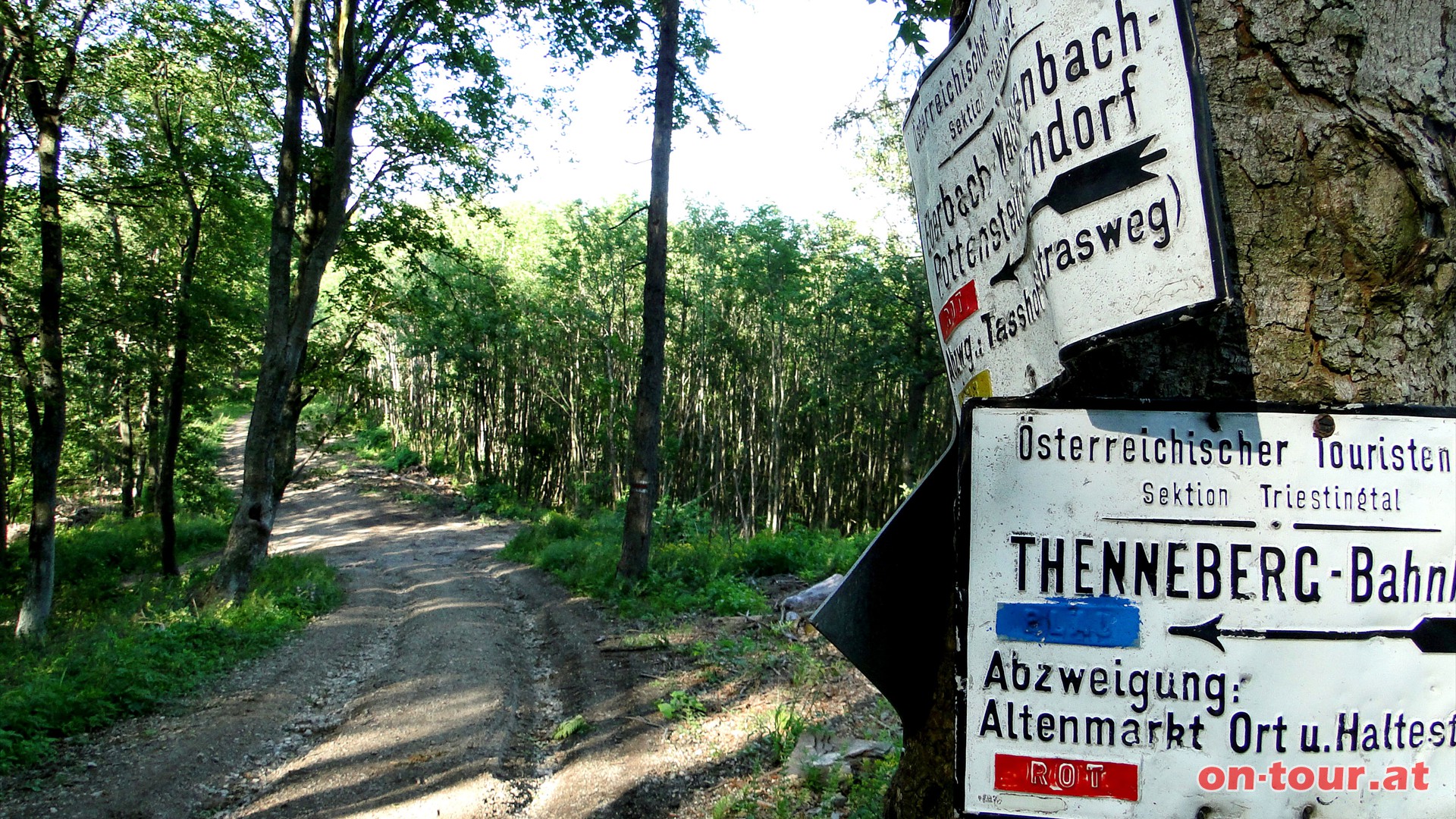 Zurck zum Kreuzungspunkt Eberbach-Weissenbach-Thenneberg.