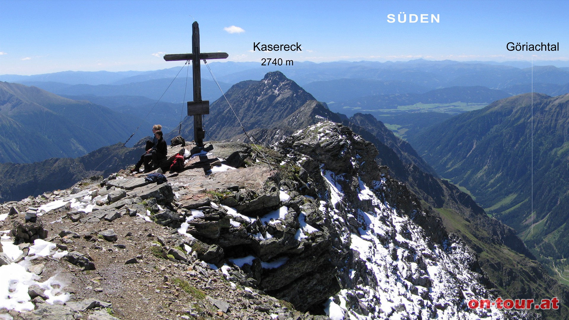 Nach etwa 6 Stunden ist das Ziel erreicht. Hochgolling S-Panorama