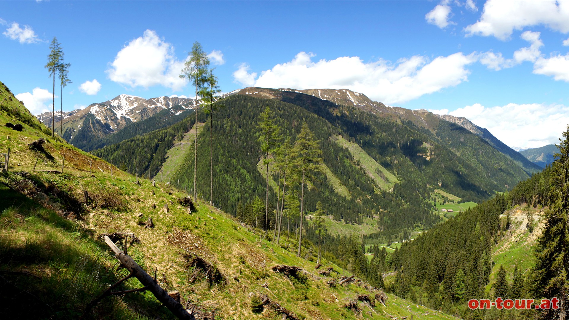 Im Nordwesten zeigen sich bereits die hohen Nachbarn, wie Hochrettelstein, Seekoppe und Hochgren.