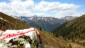 Die Weg ist sehr gut markiert. Der Rckblick zu den Wlzer Tauern, im Nordwesten, ist in regelmigen Abstnden zu empfehlen.