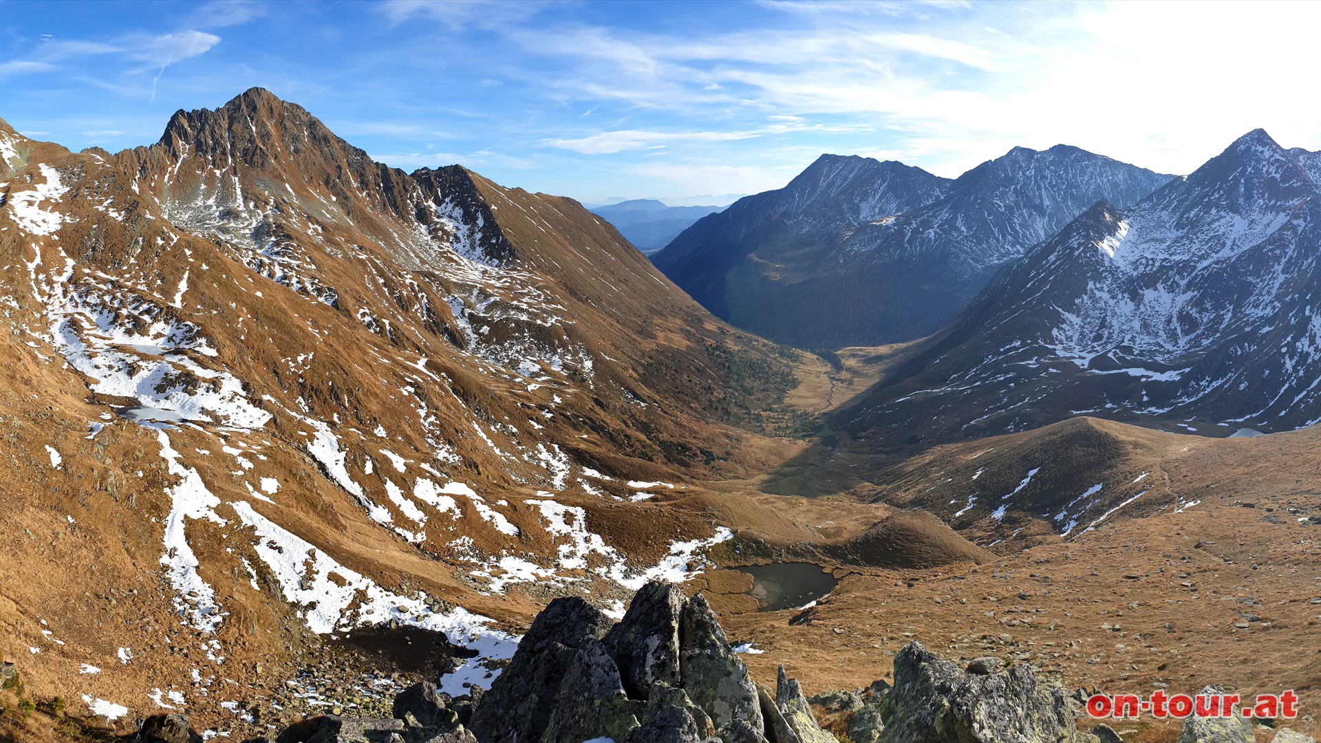 Rckweg wie Aufstieg. Abstieg ins Eselsbergtal mit Talkenschrein, Schoberspitze, Greim, Rettlkirchspitze und Melleck (von links nach rechts).