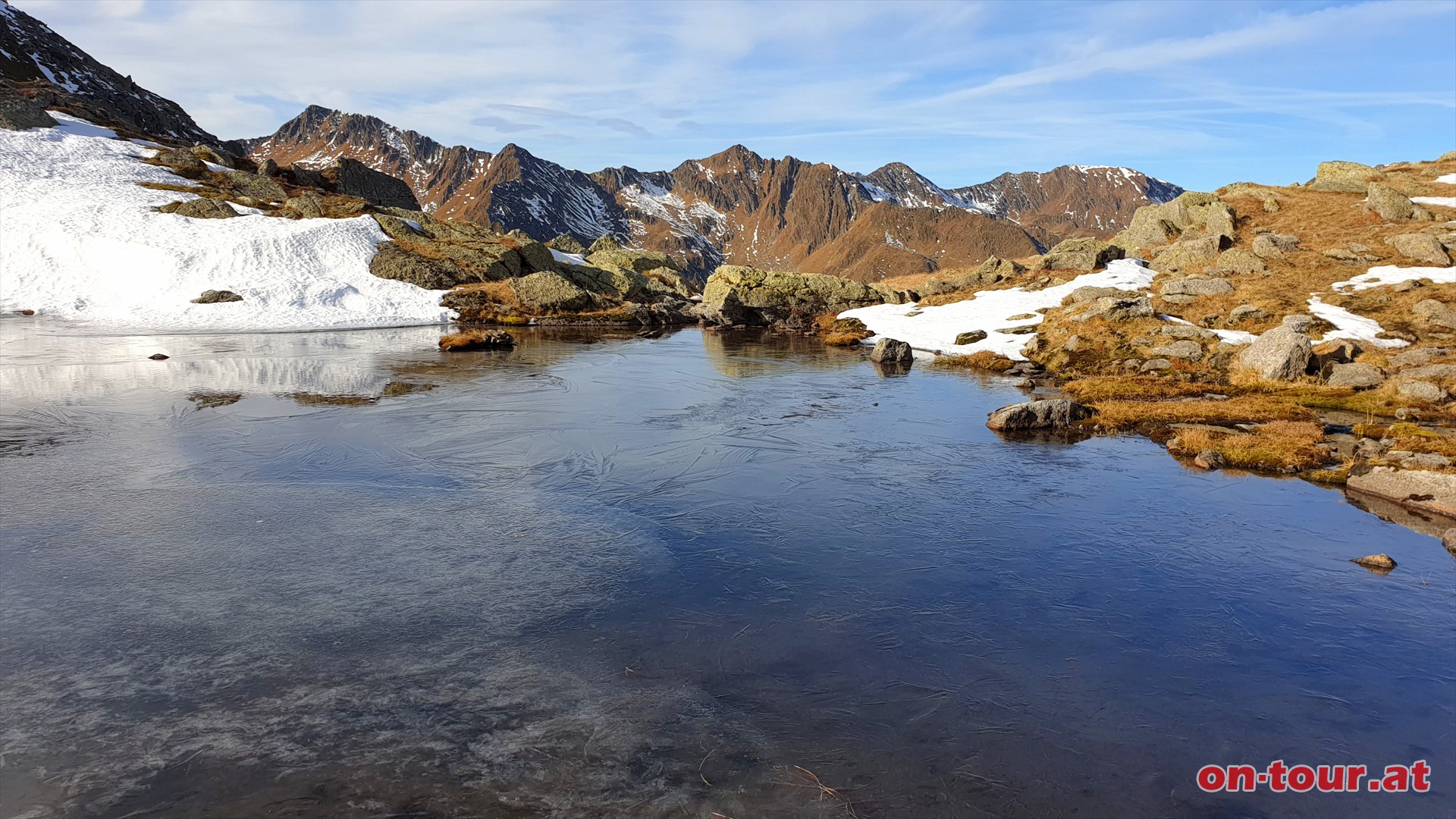 Schafdach und Kammkarlspitz im Westen.