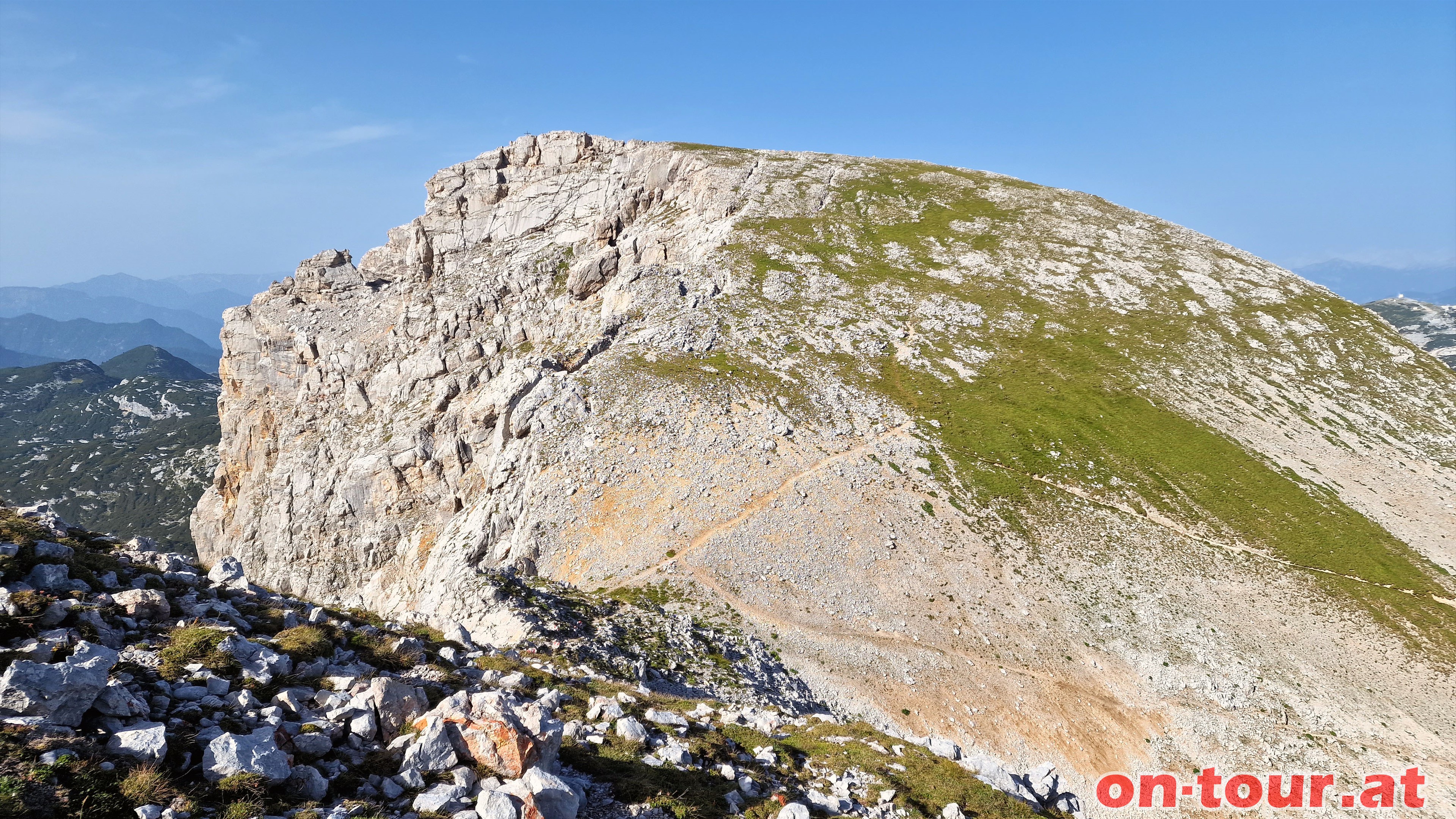 Beim Gjaidkar kann man direkt zur Simonyhtte gehen, optional aber auch weiter ber den Taubenkogel.