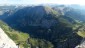 Hier, in der Sdflanke des Hohen Bretts genieen wir noch die schne Aussicht ins Bluntautal, zum Schneibstein und dem Hagengebirge insgesamt.