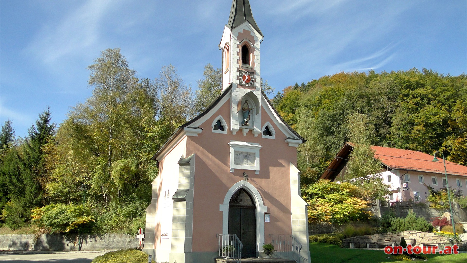 Tourausgangspunkt ist das kleine Dorf Ibm.