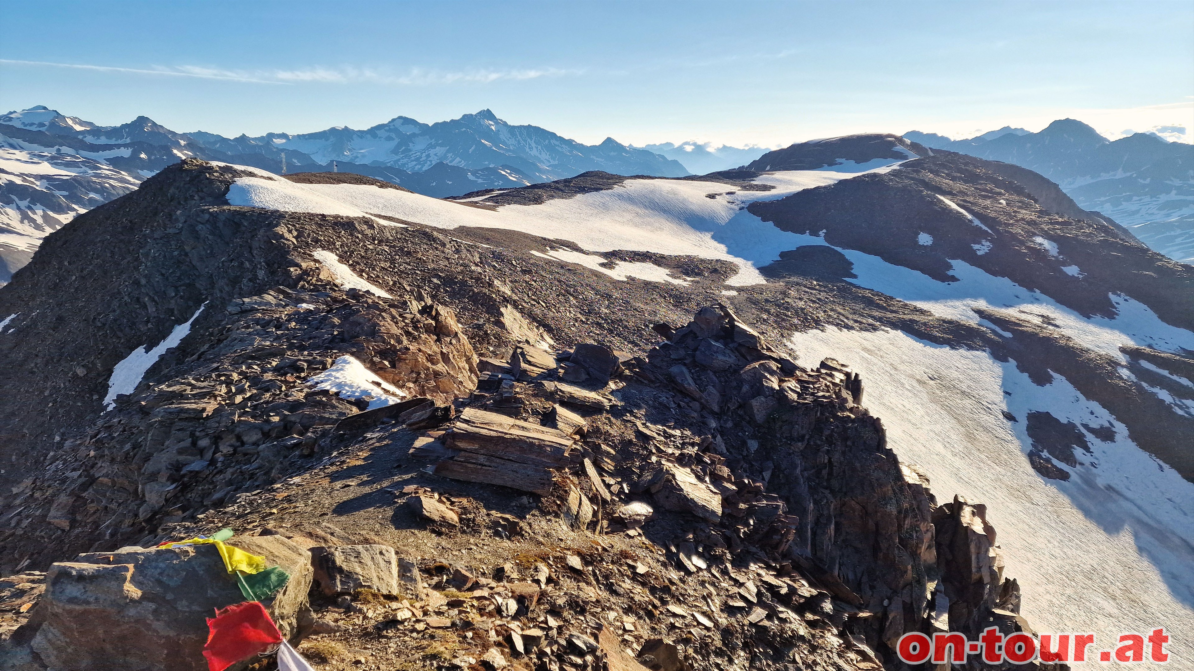 Im hintern Eis; NO-Panorama mit Wildspitze.