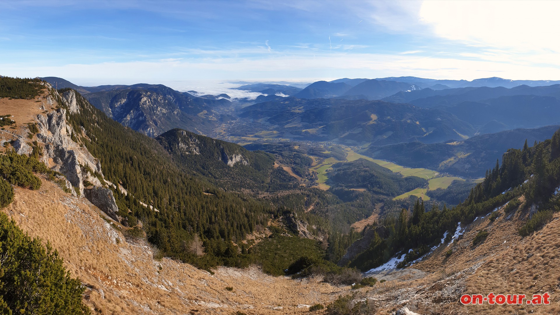 Talblick nach Edlach, Reichenau und Payerbach.