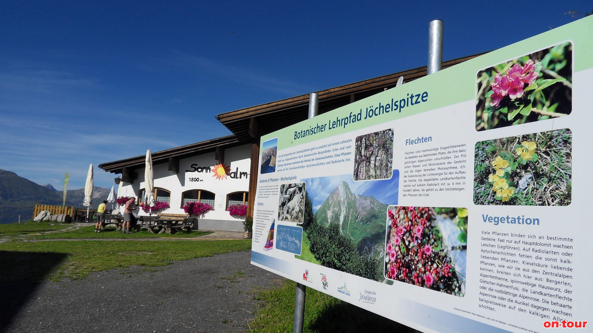 Das Bergrestaurant neben der Bergstation. Hier beginnt ein interessanter botanischer Lehrpfad.