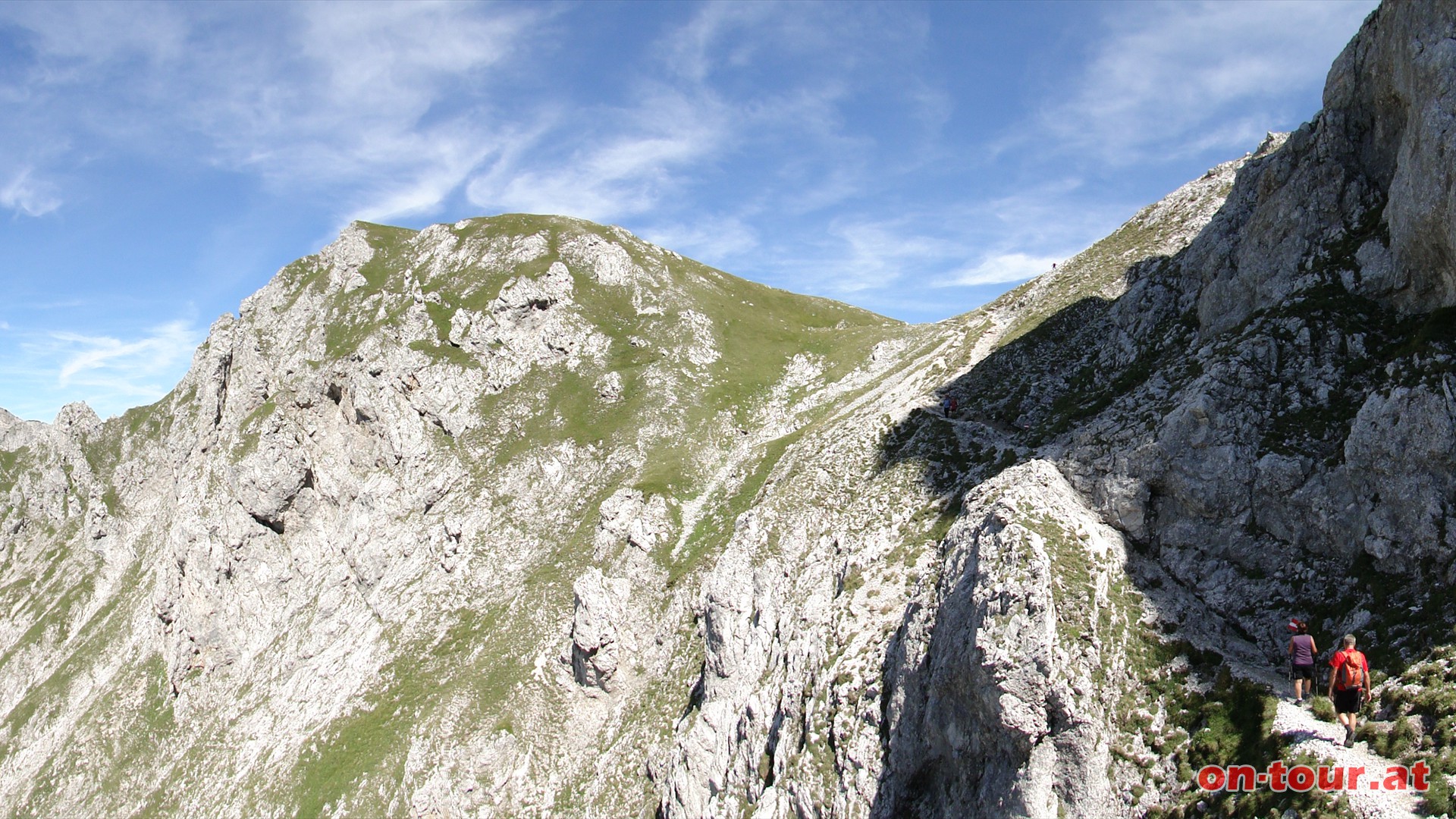 Entlang der Kalbling Westwand zum Sattel.