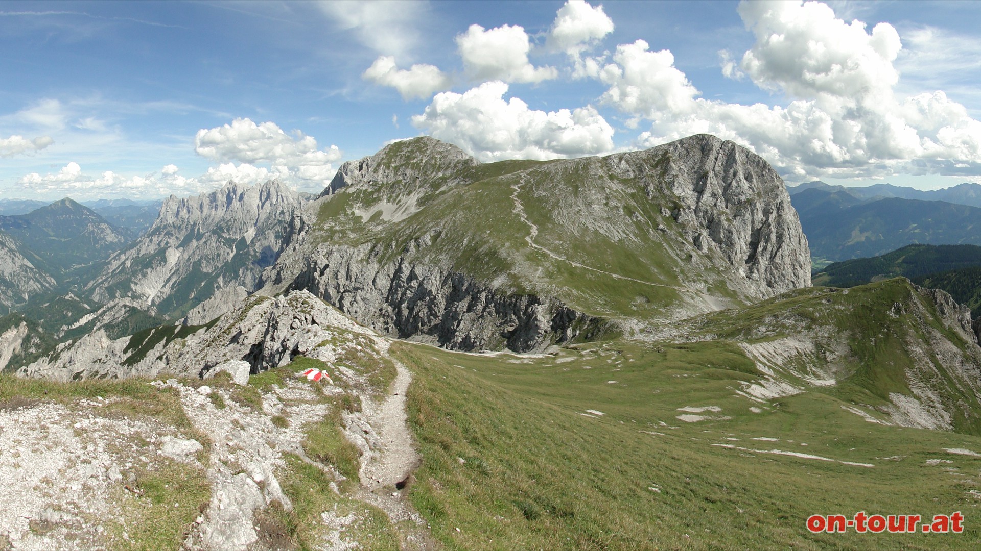 SO-Panorama: Sparafeld und Kalbling.