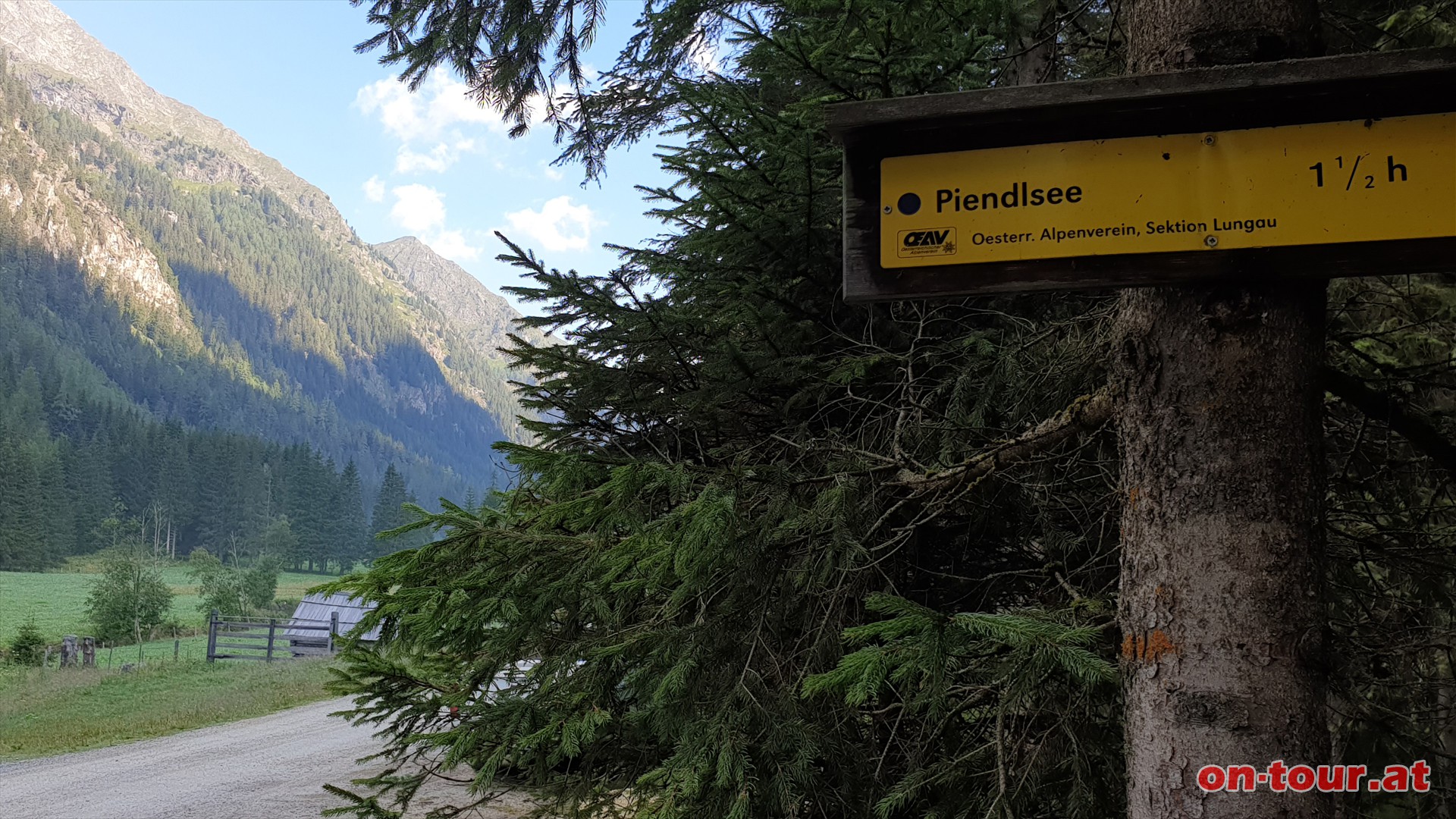 Tourstart kurz nach der Unteren Piendlalm.