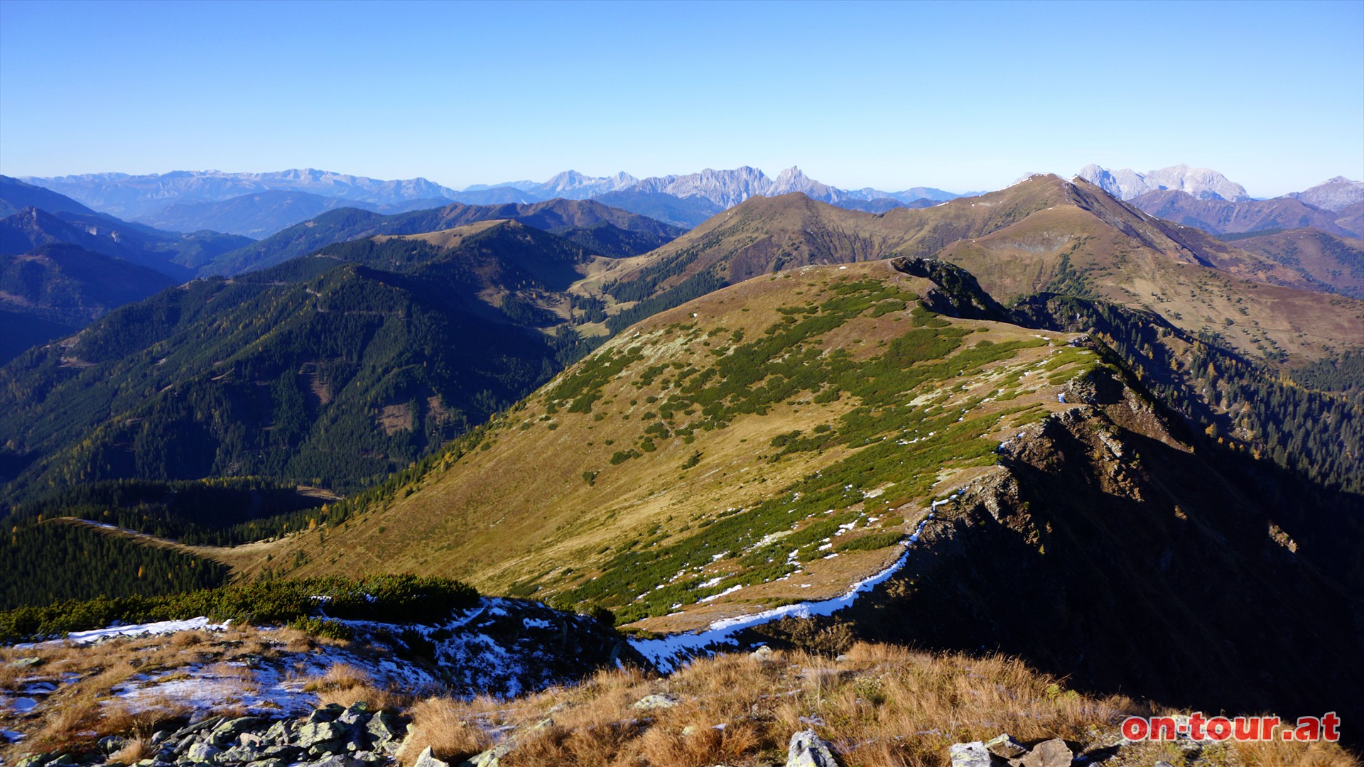 Weiter zum Lattenberg.