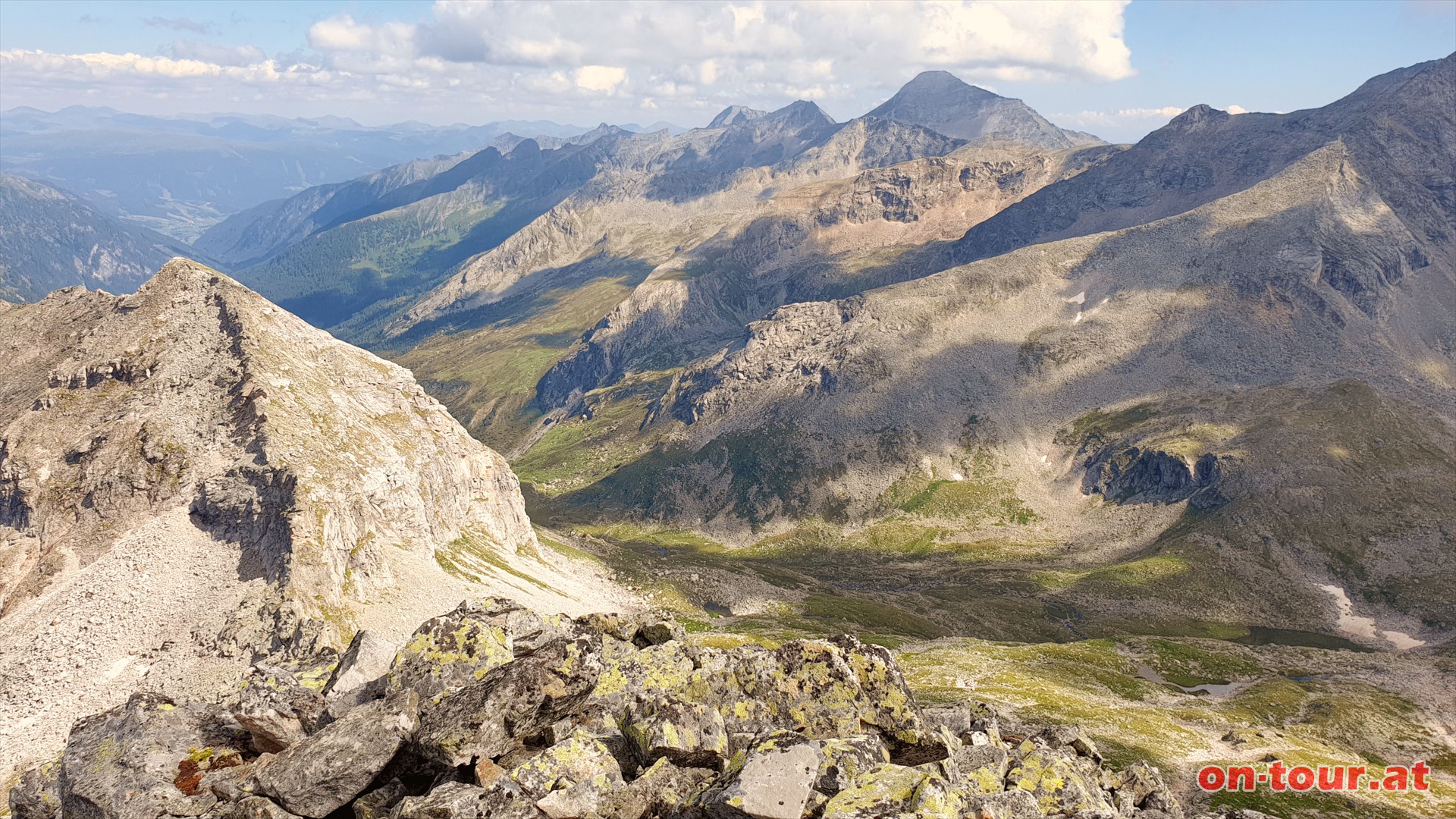 Kesselspitze; Blick ins Pllatal und zum Schober.