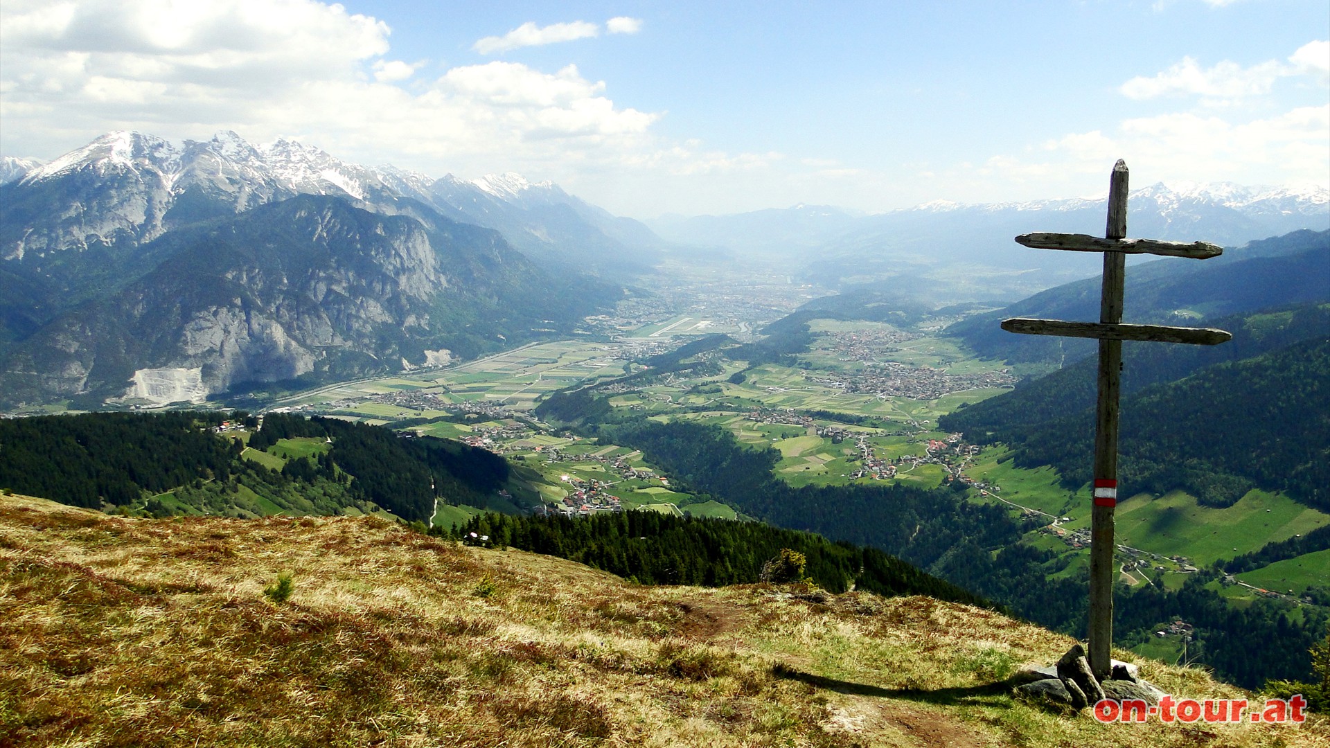 Am Hinterriss; wunderbare Aussicht auf Innsbruck und Umgebung.