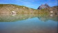 Vor dem Aufstieg zum Gufelseejoch wandern wir noch zum wasserreicheren oberen Parzinnsee (Abzweig nach Gramais) mit Blick zur Dremelspitze.