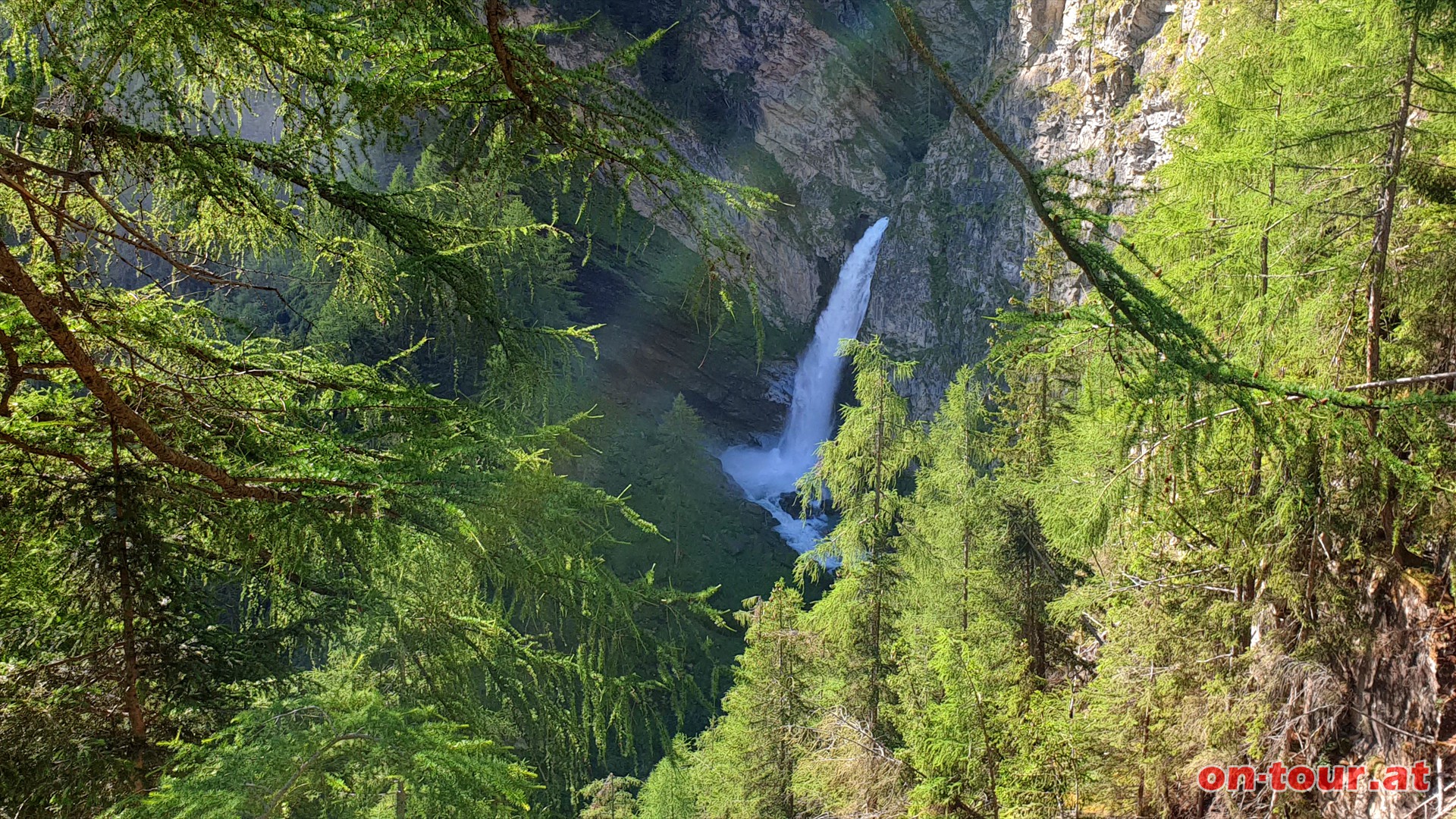 Gnitzwasserfall in der Schlucht.