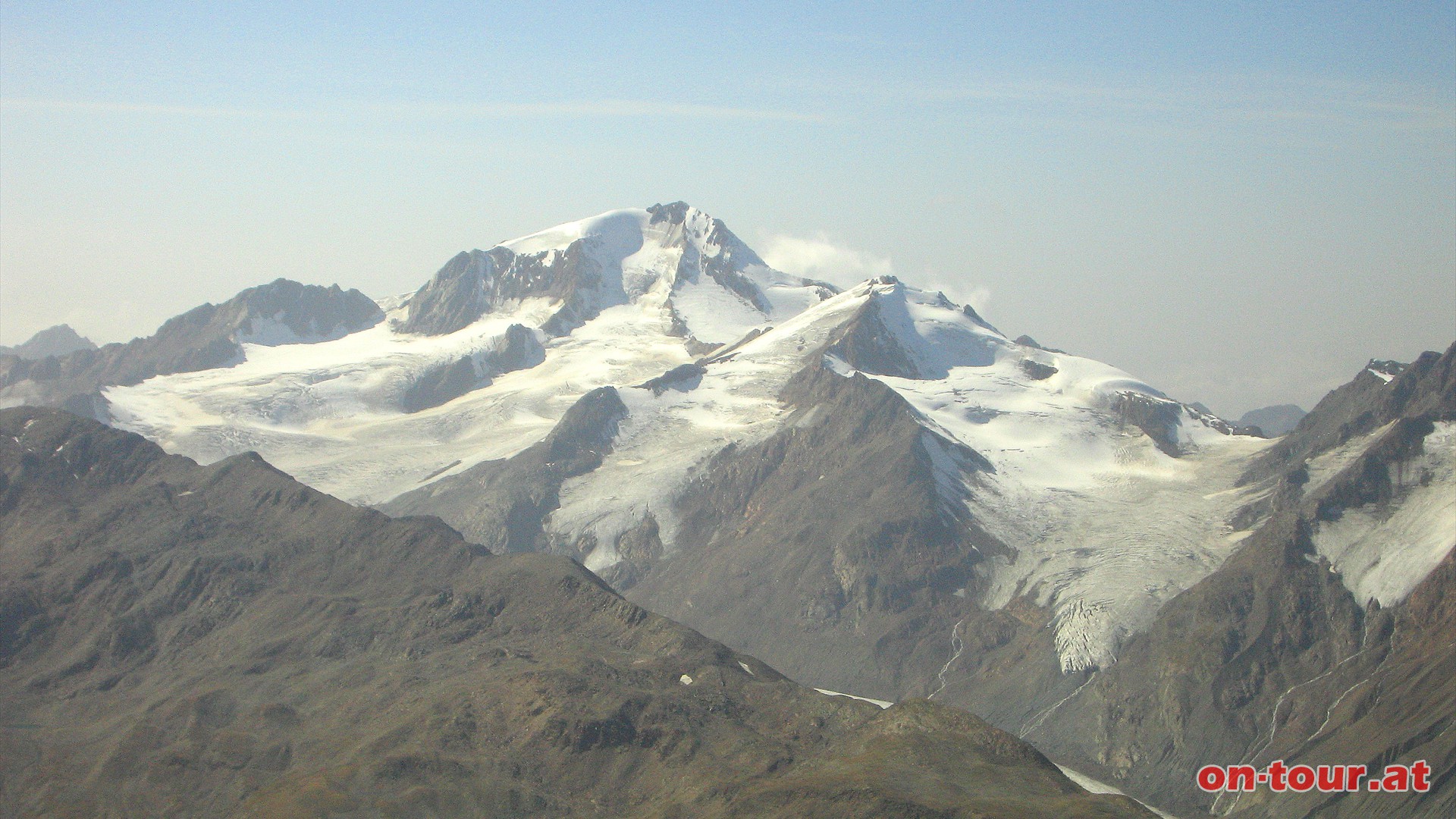 Die Ostflanke der 3.738 m hohen Weikugel. Dritt hchster Berg sterreichs.