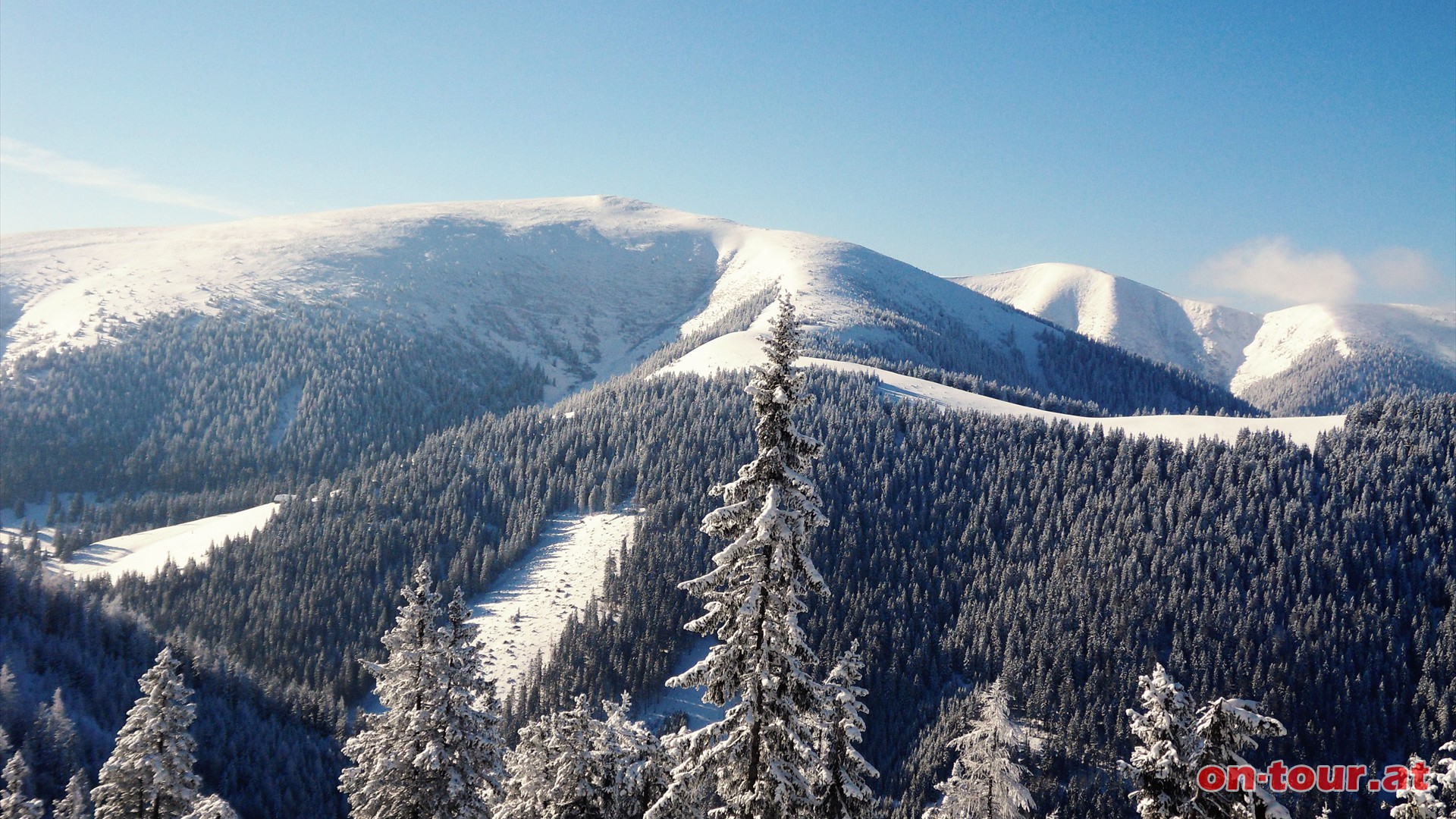 Im SW der Lrchkogel; dahinter (rechts) der Lenzmoarkogel und das Trkentrl.