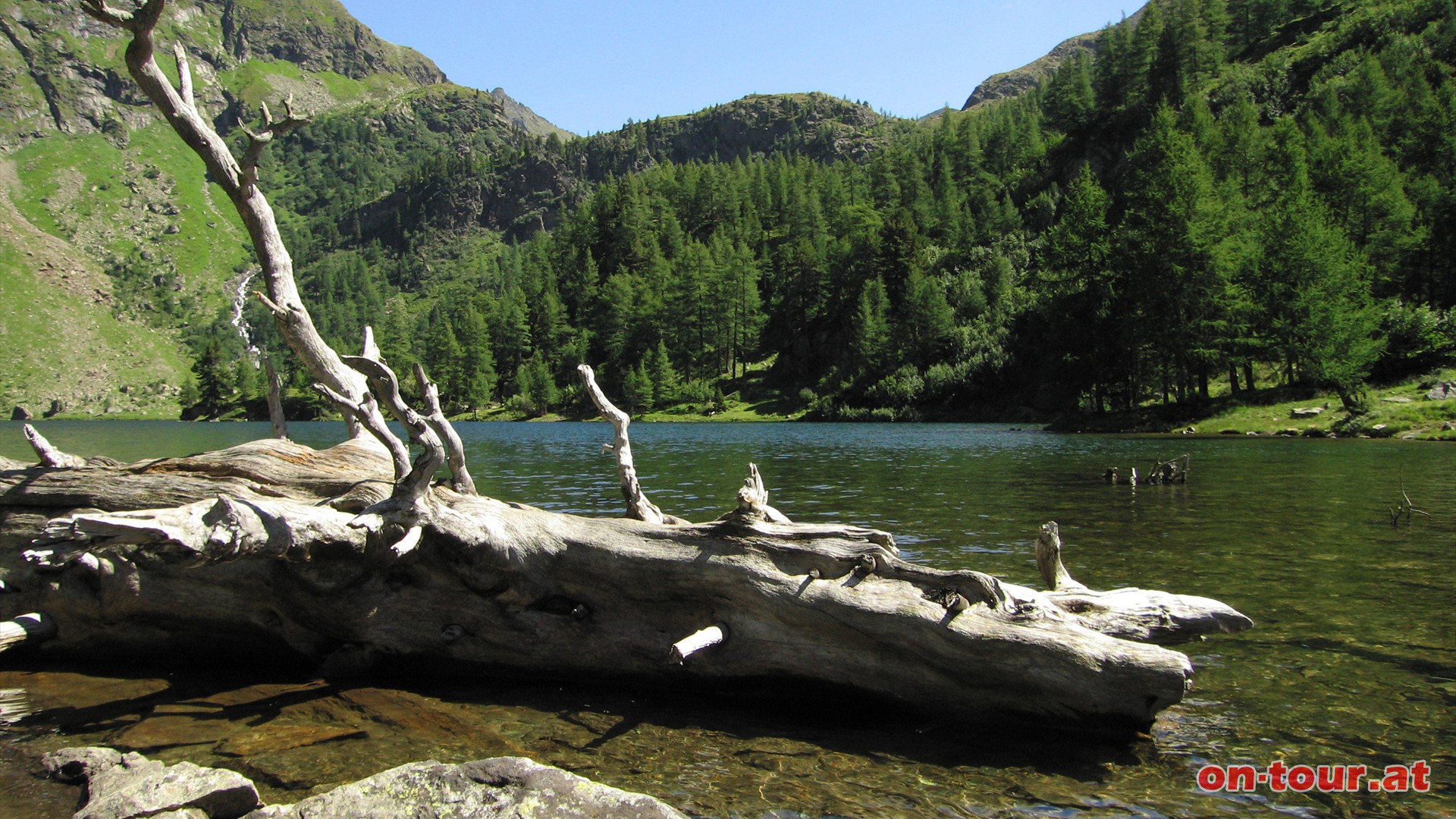 Der erste der Seen-Trilogie; der idyllische Untere Landschitzsee.